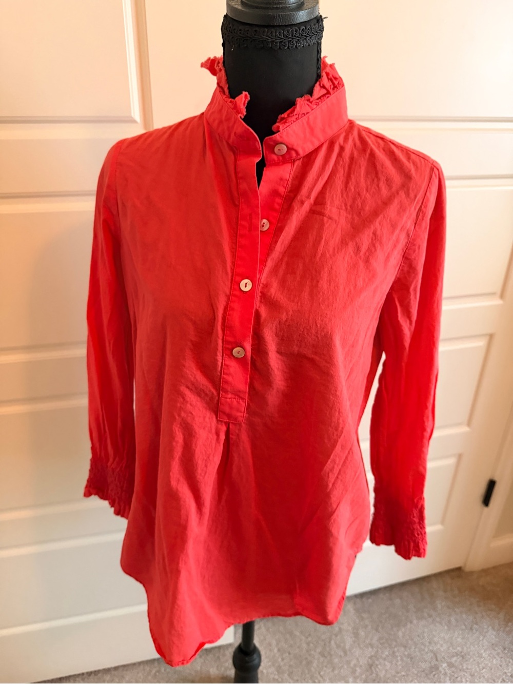 Tuckernuck Women’s Coral Ruffle-Collar Button Pullover Top